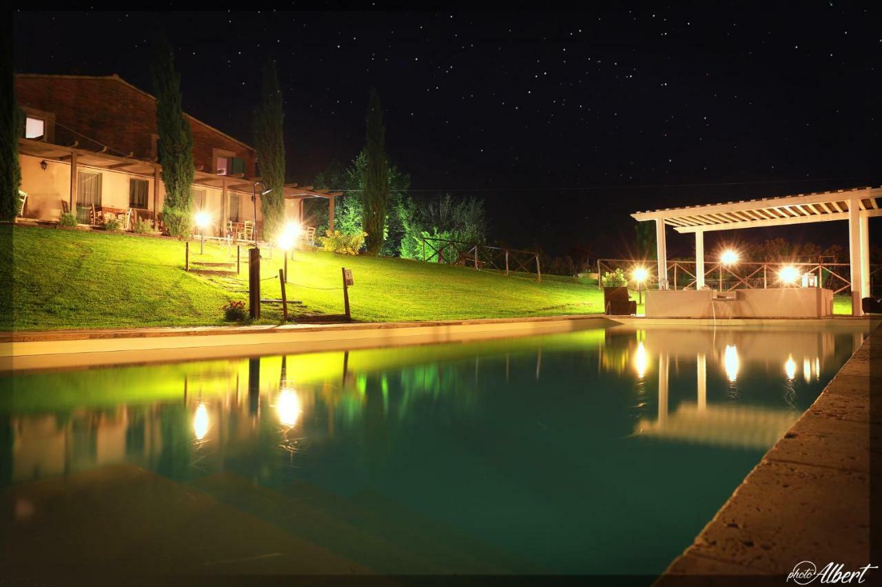 Le Maracla Country House 이에시 외부 사진