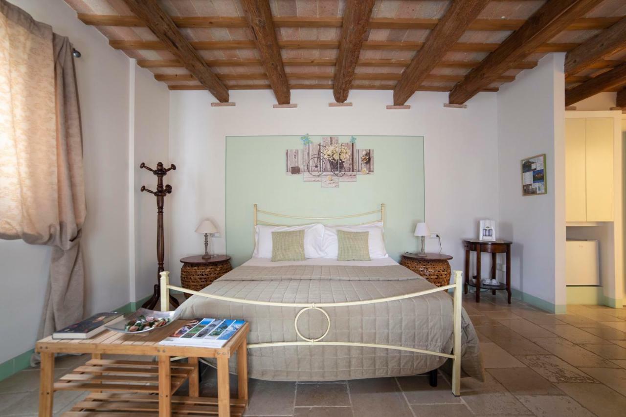 Le Maracla Country House 이에시 외부 사진